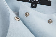 Load image into Gallery viewer, light blue curve jacket detail