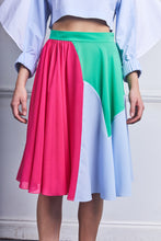 Load image into Gallery viewer, Turn Skirt