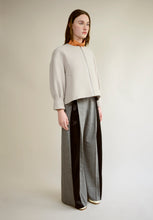 Load image into Gallery viewer, WOOL CROPPED COCOON JACKET
