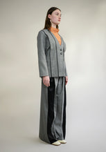 Load image into Gallery viewer, WOOL SUITING BLAZER
