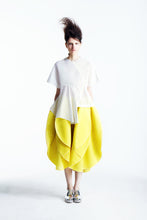 Load image into Gallery viewer, model wearing Kimono Top

