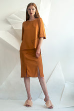 Load image into Gallery viewer, Printed Bird Tee Top
