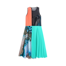 Load image into Gallery viewer, Printed Pleats Silk Dress
